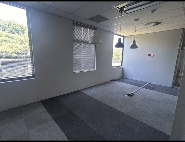 600M² OFFICE TO LET IN MENLYN